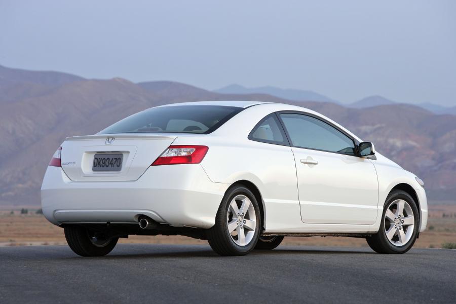  Honda Civic Coupe 2007 года  (фото 9 из 43)